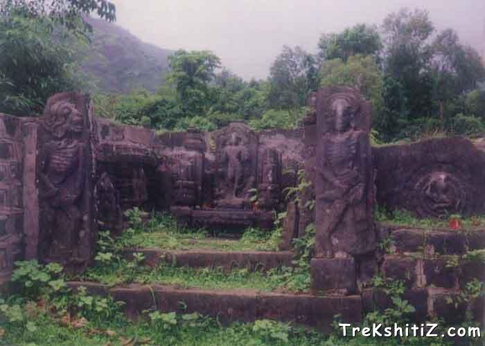 Statues outside temple of Kukdeshwar